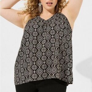 Torrid Challis Stitch Detail Sleeveless Tank Top Geo Black White 4X Geometric